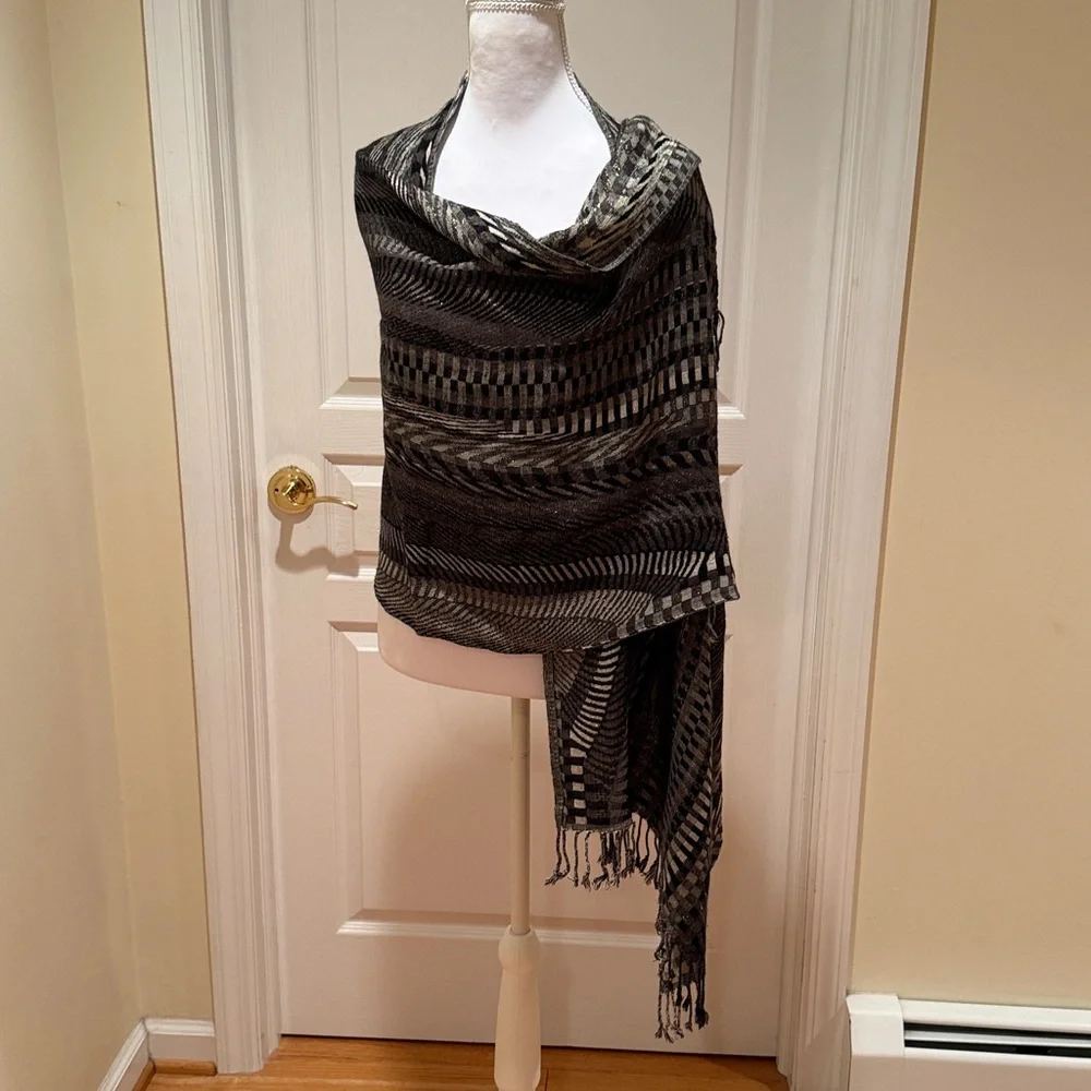 Elegant Black and Gray Patterned Shawl with Shimmer and fringe